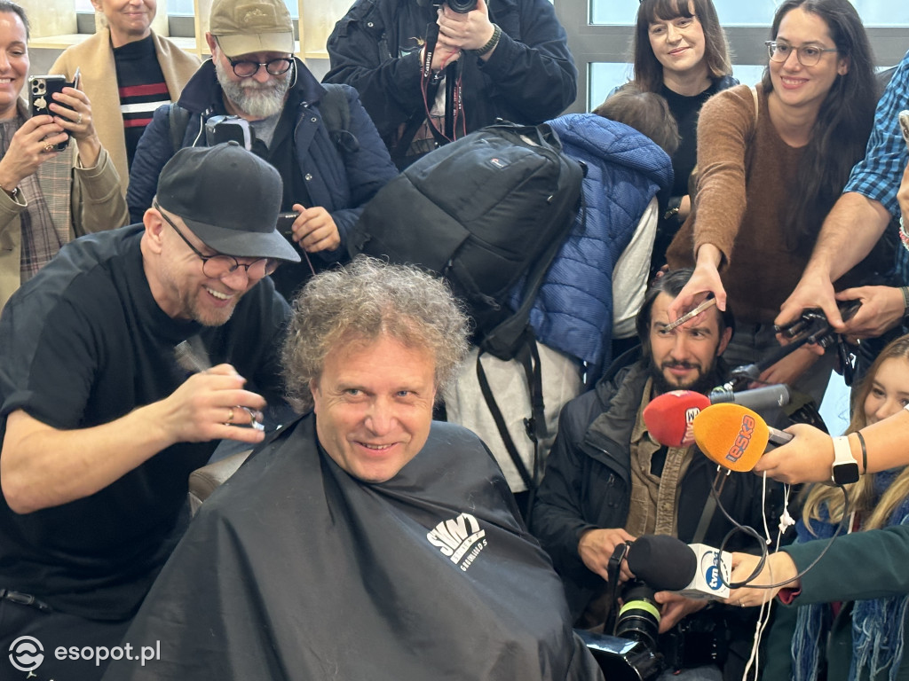 Jacek Karnowski z nową fryzurą! Na tę zmianę czekano 8 lat [FOTO]