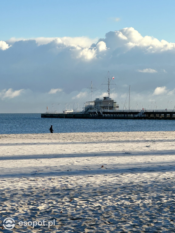 Sopot pięknieje w bieli! W takie dni jest jak z bajki [FOTO]