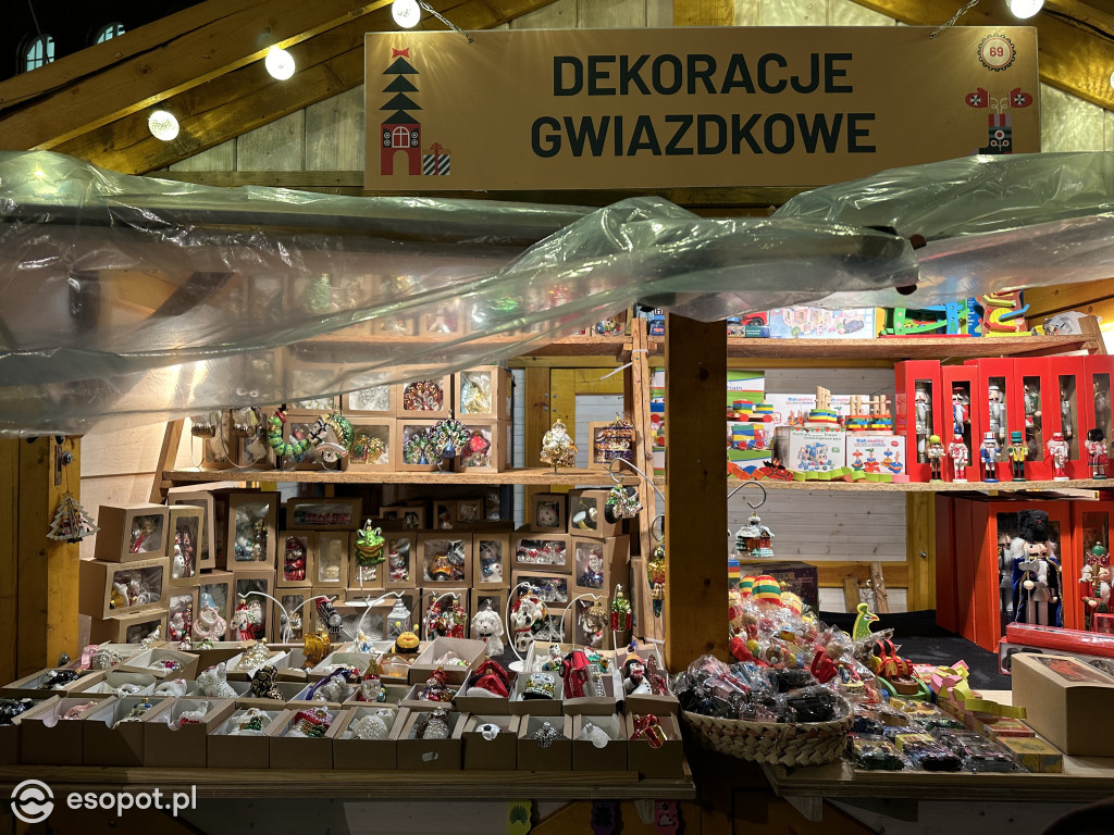 Wystartował Jarmark Bożonarodzeniowy w Gdańsku! To ponad 170 stoisk i kuchnie z całego świata [FOTO]