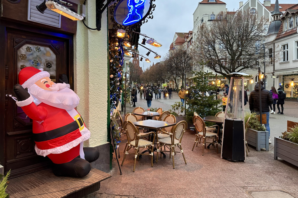Czy Sopot zapadł w sen zimowy? Czuć, że święta coraz bliżej [FOTO]