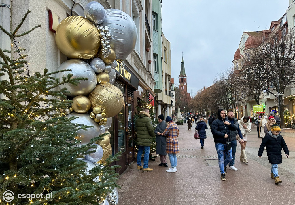 Czy Sopot zapadł w sen zimowy? Czuć, że święta coraz bliżej [FOTO]