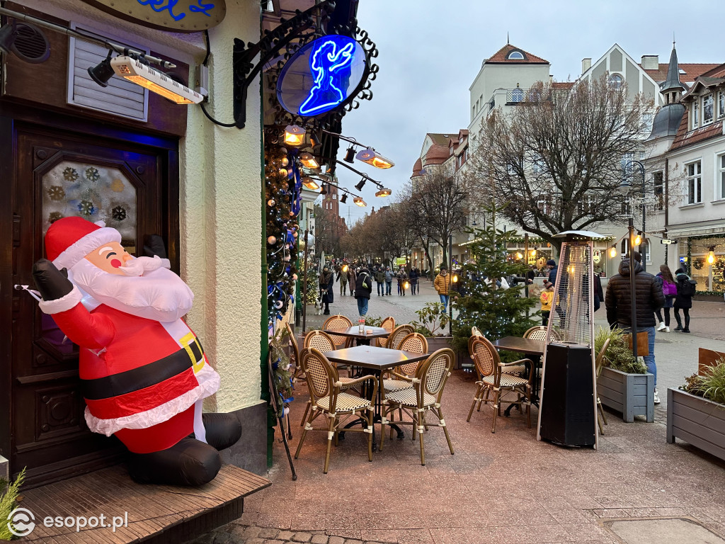 Czy Sopot zapadł w sen zimowy? Czuć, że święta coraz bliżej [FOTO]