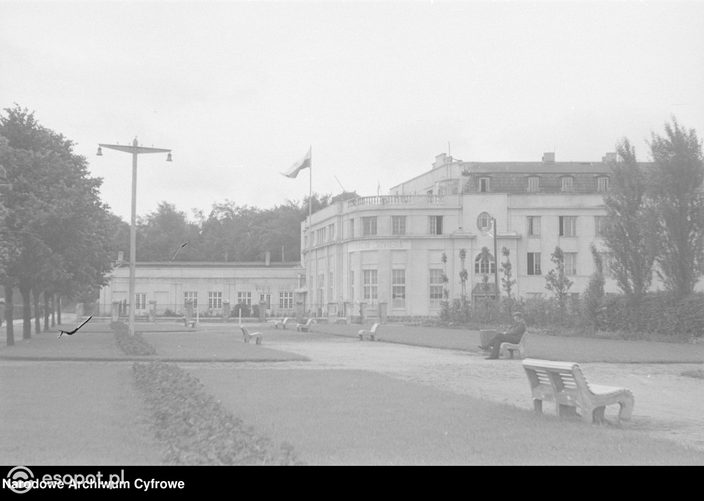 Sopot i Gdynia na archiwalnych zdjęciach! Zobacz niezwykłe kadry z lat 1948-1953 [FOTO]