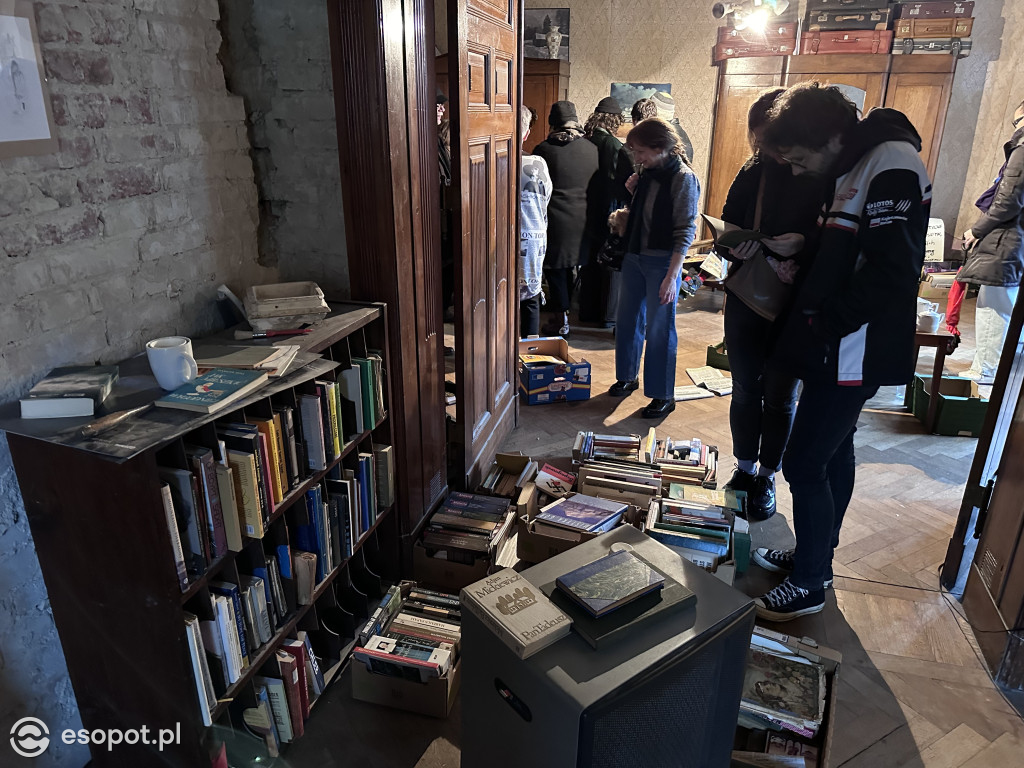 Zobaczcie skarby z ul. Lipowej! Sopocka wyprzedaż przyciągnęła tłumy [FOTO]