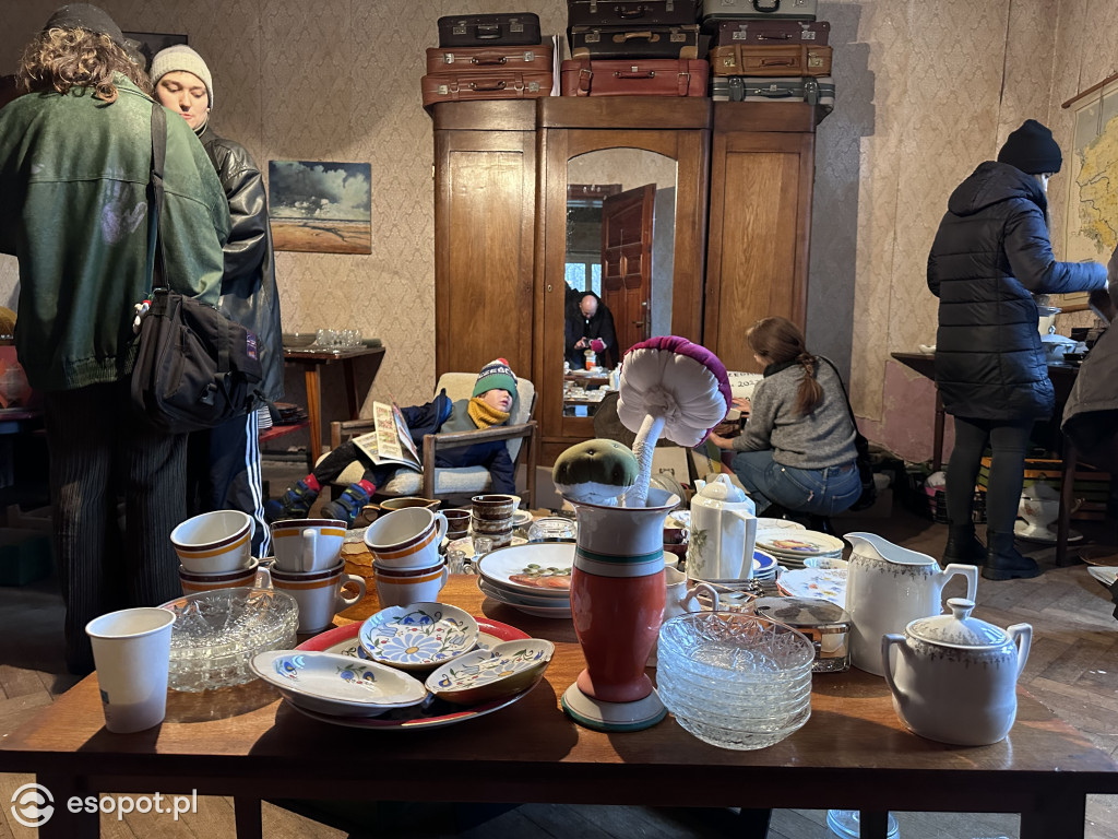 Zobaczcie skarby z ul. Lipowej! Sopocka wyprzedaż przyciągnęła tłumy [FOTO]