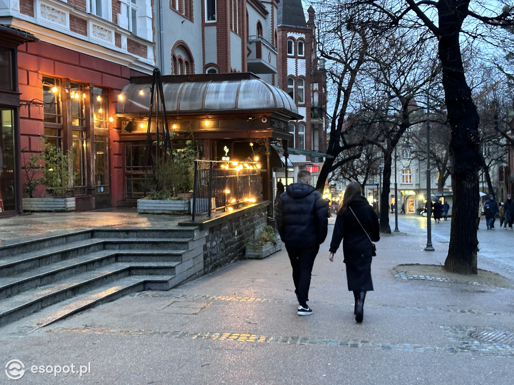 Sopot zachwyca w każdą pogodę! Deszczowy kurort na zdjęciach [FOTO]