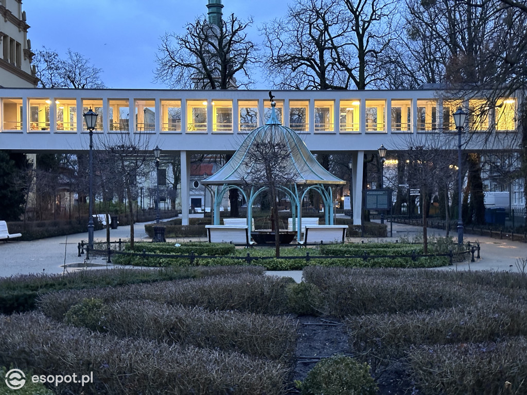 Sopot zachwyca w każdą pogodę! Deszczowy kurort na zdjęciach [FOTO]