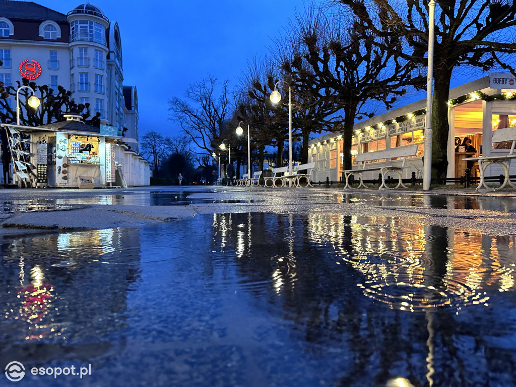 Sopot zachwyca w każdą pogodę! Deszczowy kurort na zdjęciach [FOTO]