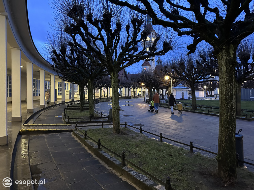 Sopot zachwyca w każdą pogodę! Deszczowy kurort na zdjęciach [FOTO]