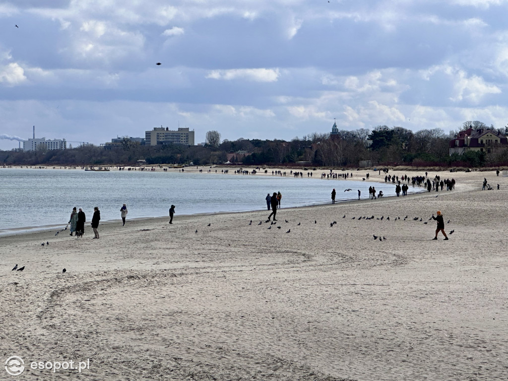 Sopot tym razem przegrał z niedzielą handlową! Spokojny kurort na zdjęciach [FOTO]