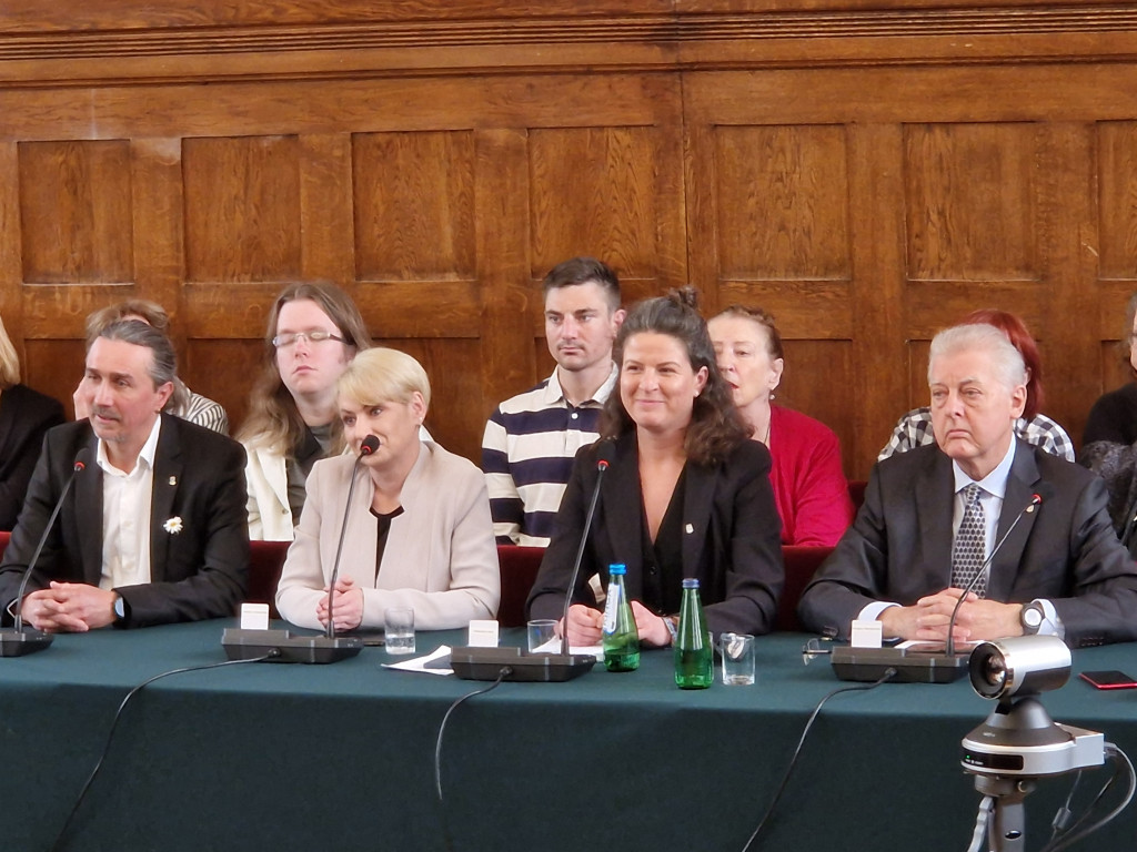 Pierwsza sesja Rady Miasta Sopotu. Zobacz, kto pokieruje miastem [FOTO]