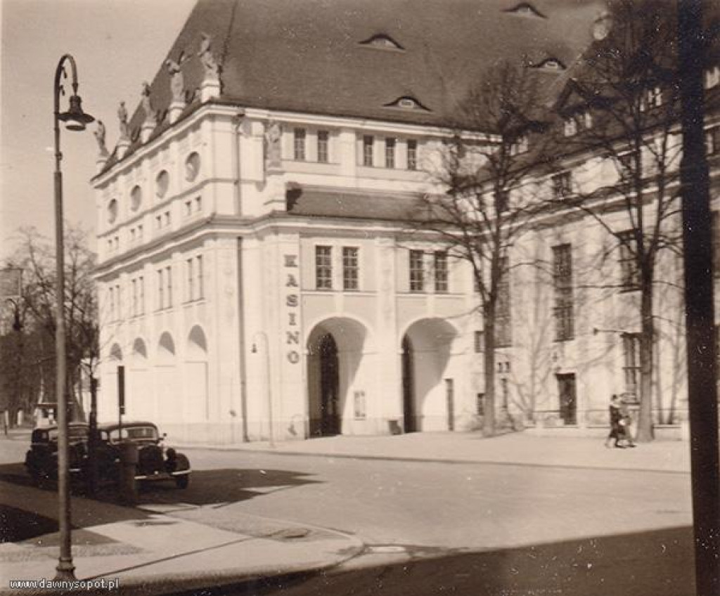 Ludzie tracili tu fortuny! Zobacz, jak przed wojną wyglądało sopockie kasyno [FOTO]