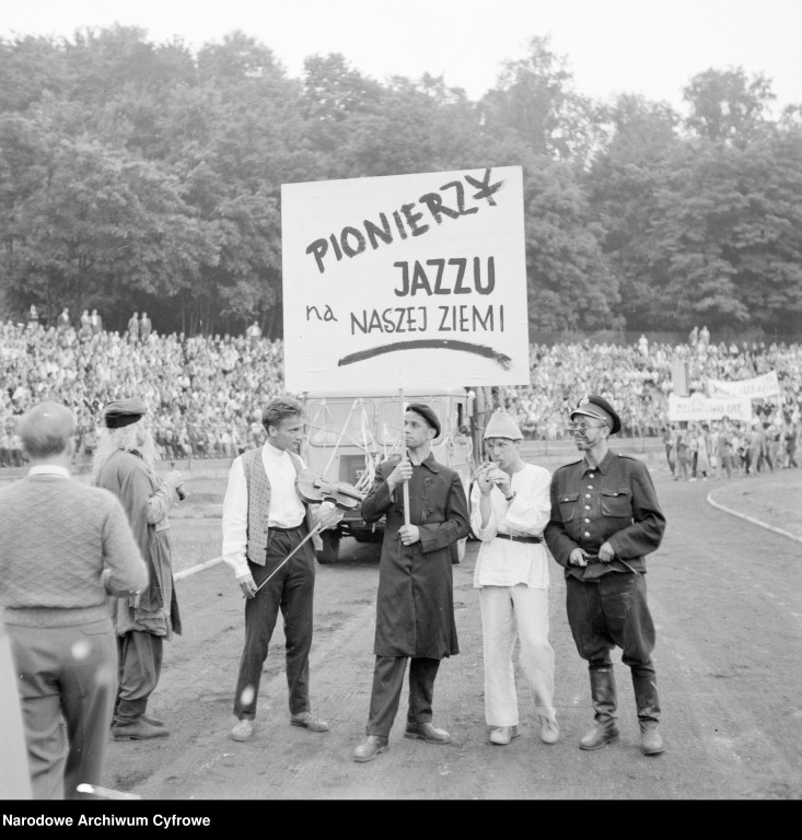 Festiwal Muzyki Jazzowej w Sopocie. Zobacz, jak się bawiono w 1957 r. [FOTO]