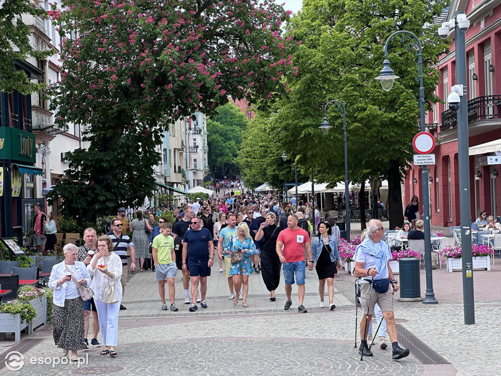 Zaskakująco spokojny Sopot na zdjęciach! Za nami ostatni weekend maja [FOTO]