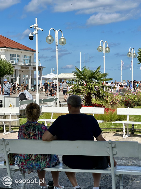 Sopot tętni życiem. Słoneczny czwartek w kurorcie