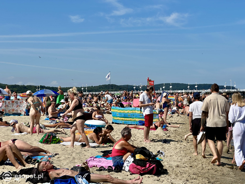Plaża pękała w szwach! Gorące lato w Sopocie
