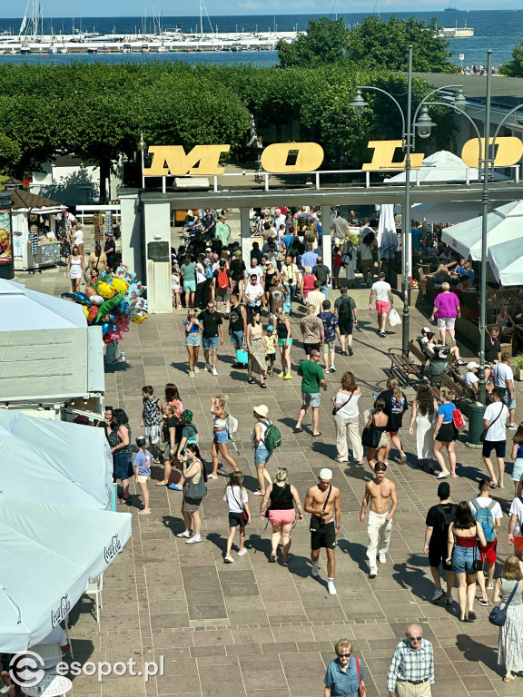 Plaża pękała w szwach! Gorące lato w Sopocie