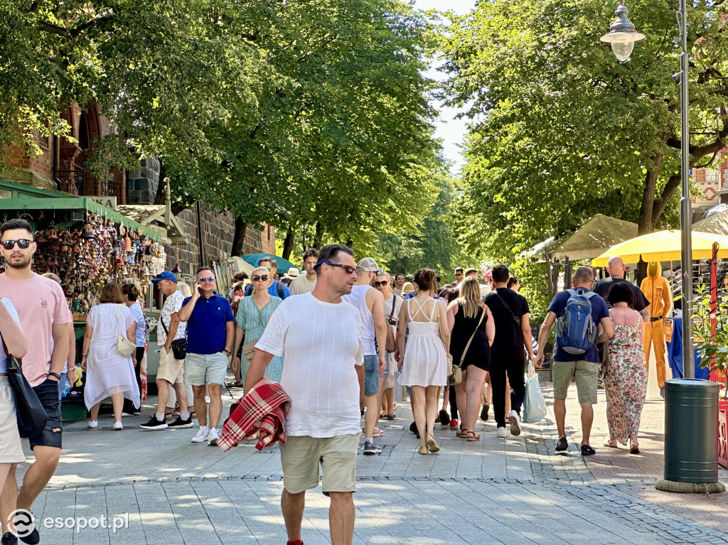 Plaża pękała w szwach! Gorące lato w Sopocie