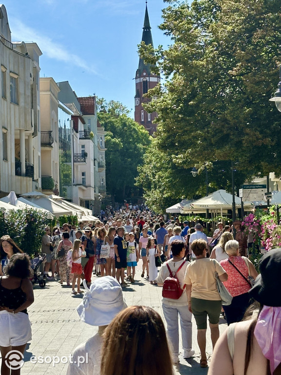 Plaża pękała w szwach! Gorące lato w Sopocie
