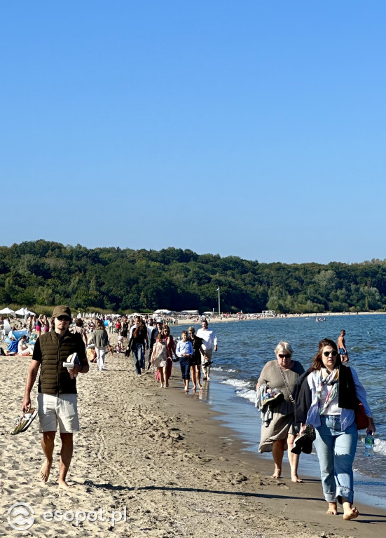 Piękne słońce i tłumy na zdjęciach! Tak wyglądał ostatni dzień wakacji w Sopocie [FOTO]