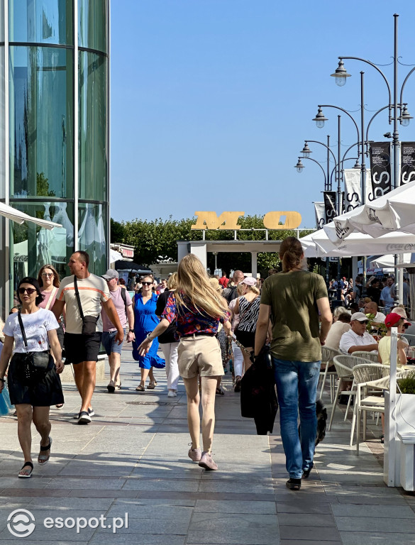 Wyjątkowy Sopot na zdjęciach! Turyści opanowują kurort nawet po wakacjach [FOTO]