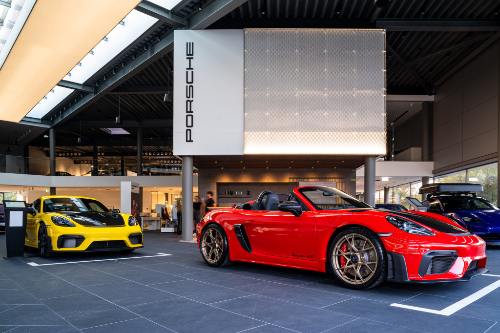 Fani motoryzacji nie przejdą obojętnie! Porsche Centrum Sopot otwarte [FOTO]