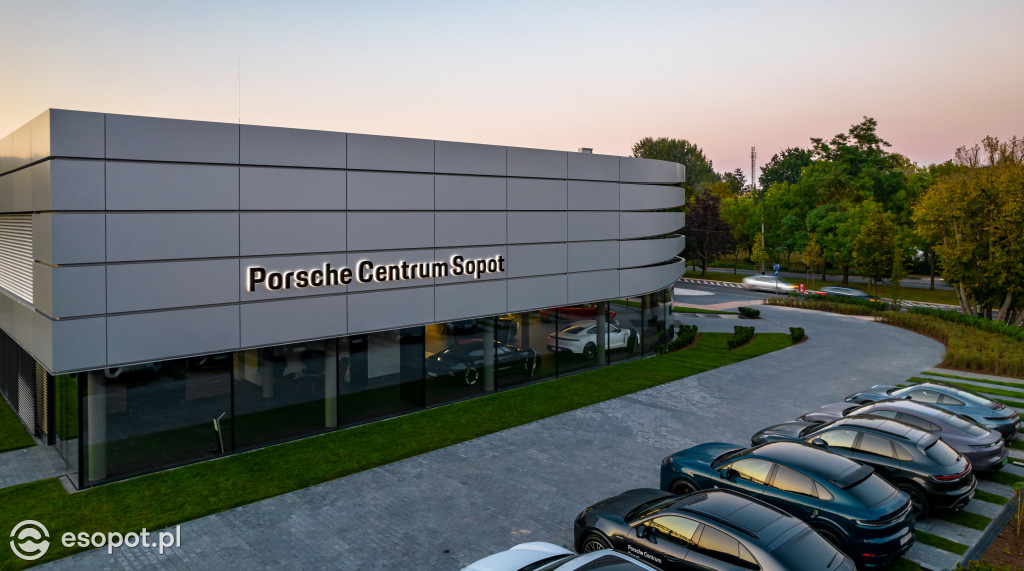 Fani motoryzacji nie przejdą obojętnie! Porsche Centrum Sopot otwarte [FOTO]