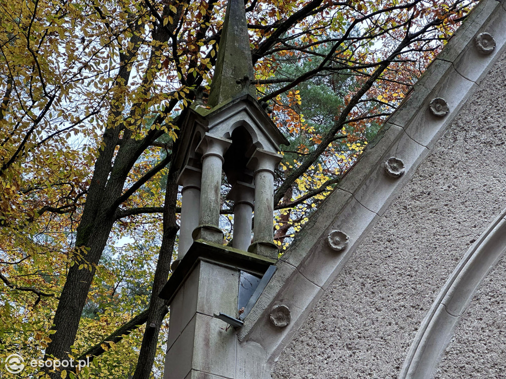 Odkrywamy wnętrza grobowca Herbstów w Sopocie! Co skrywa tajemnicza kaplica? [FOTO]