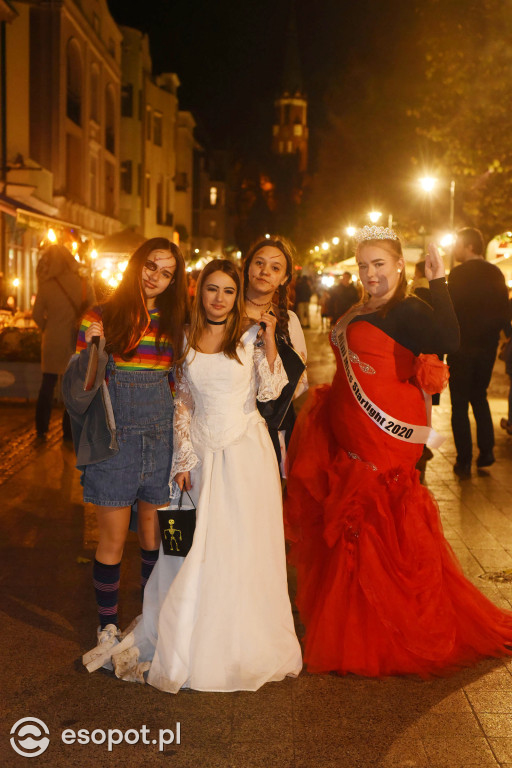 Sopot opanowały czarownice, stwory i bohaterowie wszelkiej maści! Halloween w kurorcie [FOTO]