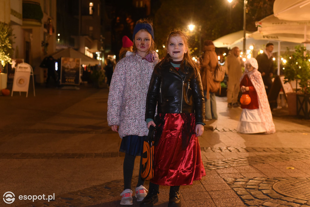 Sopot opanowały czarownice, stwory i bohaterowie wszelkiej maści! Halloween w kurorcie [FOTO]