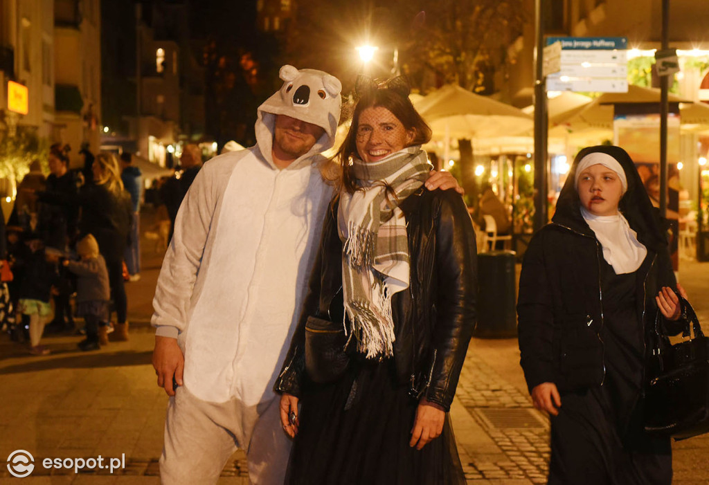 Sopot opanowały czarownice, stwory i bohaterowie wszelkiej maści! Halloween w kurorcie [FOTO]