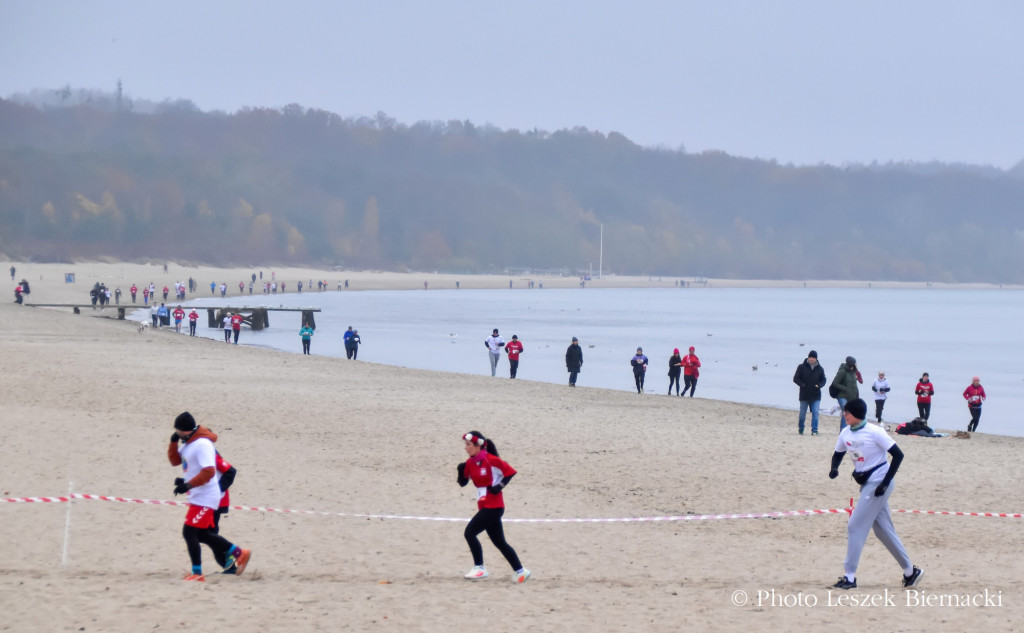 Patriotycznie, z uśmiechem, na sportowo! Sopocki Bieg Niepodległości przyciągnął tłumy