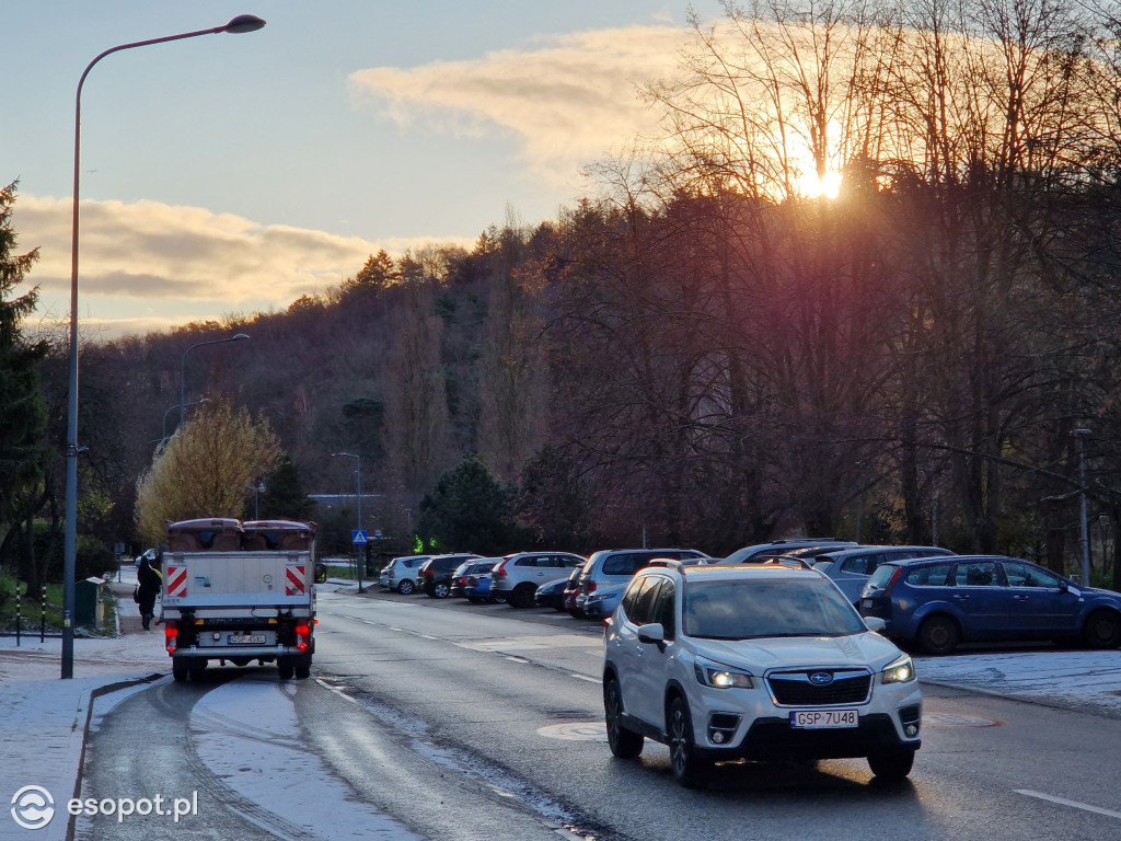 Zimowy falstart na Brodwinie? Pierwszy śnieg zaskoczył sopocian [FOTO]