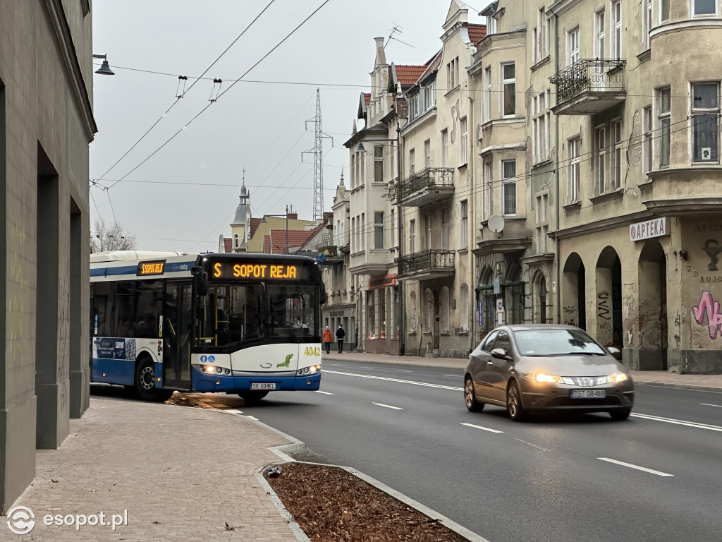 Hit czy kit? Odświeżona Aleja Niepodległości w Sopocie na zdjęciach [FOTO]