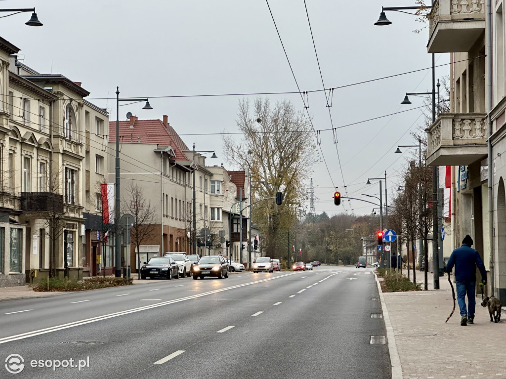 Hit czy kit? Odświeżona Aleja Niepodległości w Sopocie na zdjęciach [FOTO]