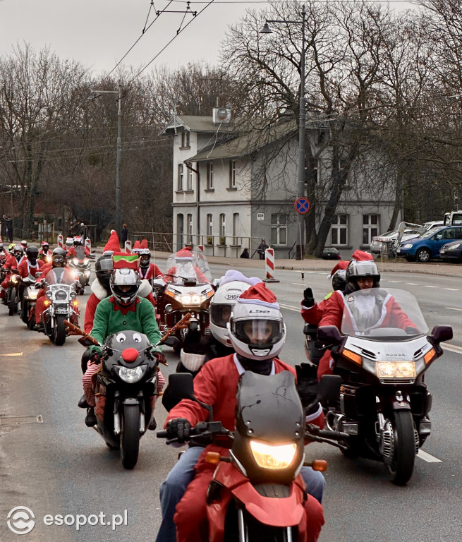 Setki Mikołajów w Sopocie! Magiczna parada na motocyklach [FOTO]