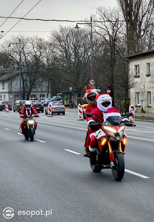 Setki Mikołajów w Sopocie! Magiczna parada na motocyklach [FOTO]