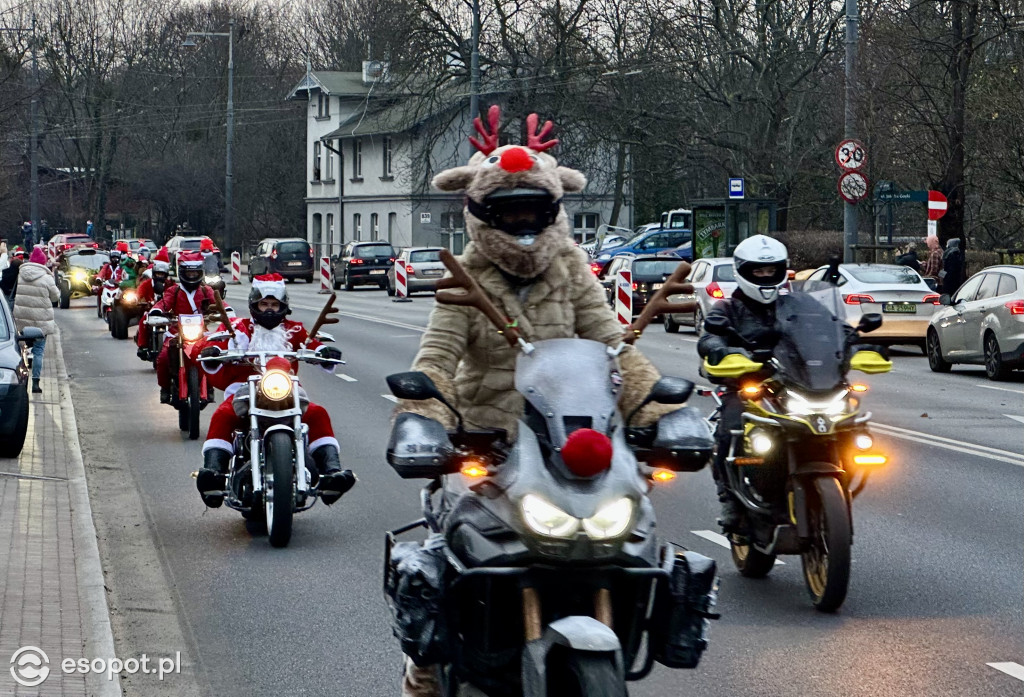 Setki Mikołajów w Sopocie! Magiczna parada na motocyklach [FOTO]