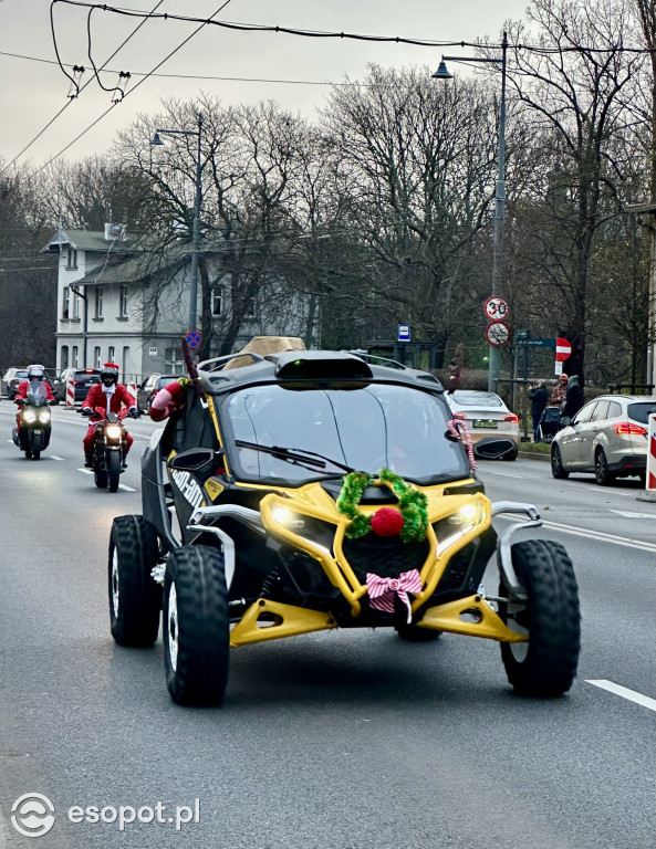 Setki Mikołajów w Sopocie! Magiczna parada na motocyklach [FOTO]