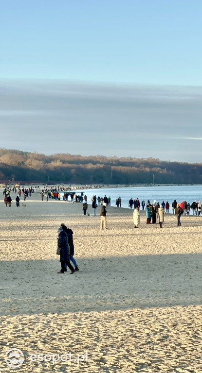 Świąteczny ATAK na Sopot. Turyści wypełnili centrum po brzegi [FOTO]