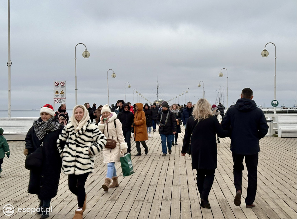 Turystyczne SZALEŃSTWO! Ostatni weekend 2024 roku w Sopocie [FOTO]