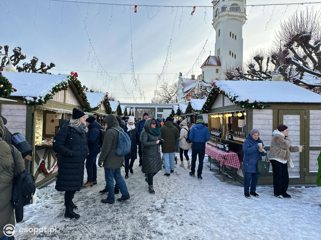 Zimowy Sopot na zdjęciach! Długi weekend w kurorcie [FOTO]