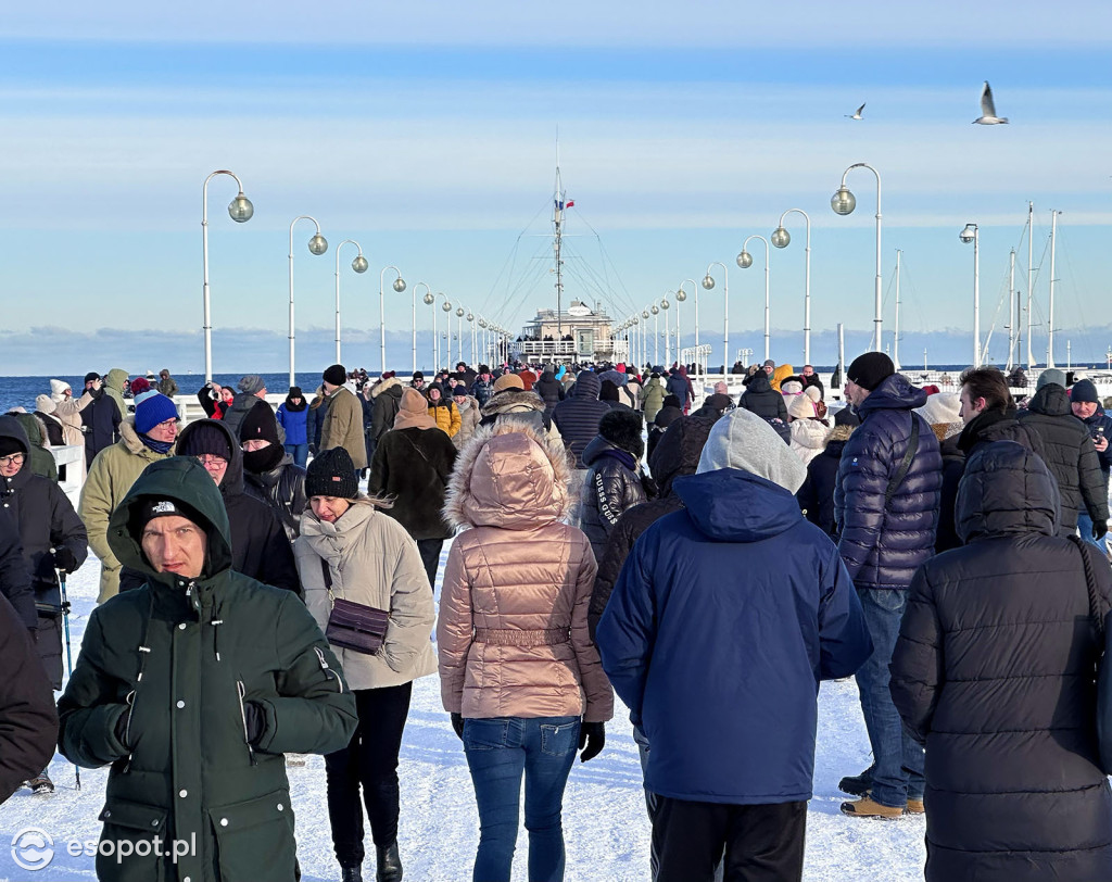 Zimowy Sopot na zdjęciach! Długi weekend w kurorcie [FOTO]