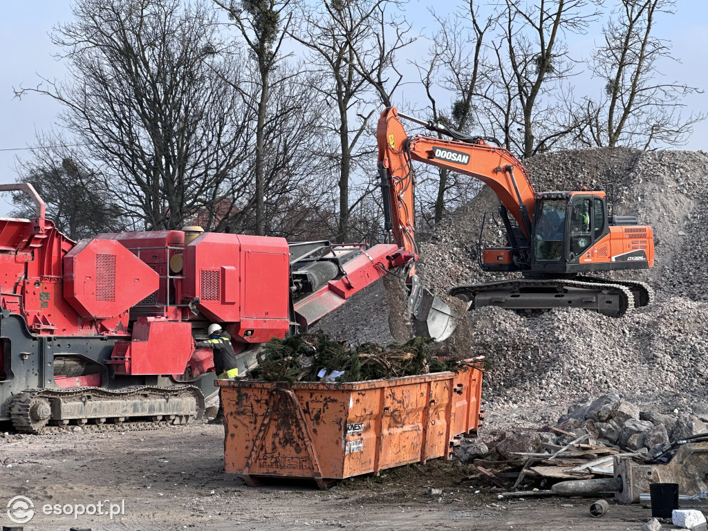 Tyle zostało z dawnej przychodni w Sopocie [FOTO]