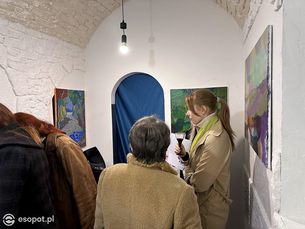 Tłumy na wernisażu „An Englishman in Sopot”! Nowe Atelier na Monciaku [FOTO]