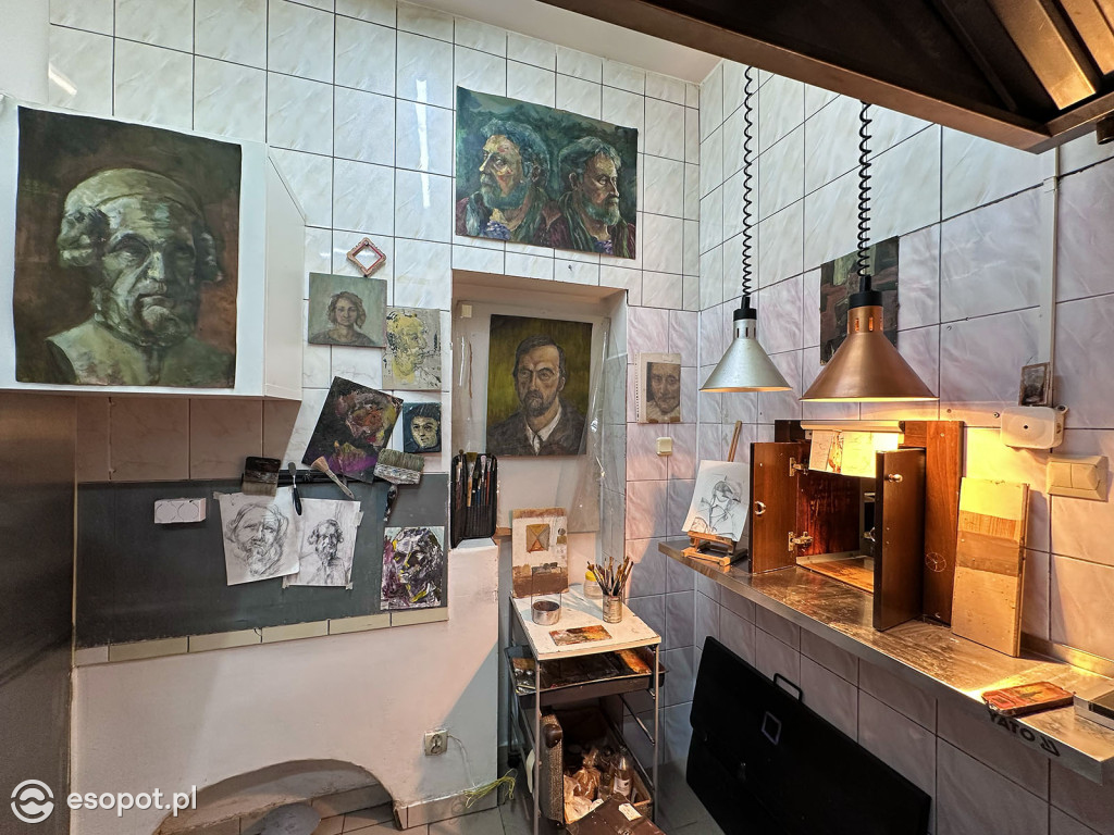 Tłumy na wernisażu „An Englishman in Sopot”! Nowe Atelier na Monciaku [FOTO]