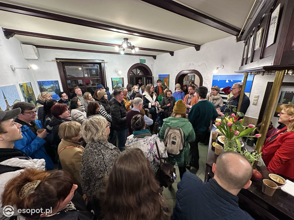 Tłumy na wernisażu „An Englishman in Sopot”! Nowe Atelier na Monciaku [FOTO]