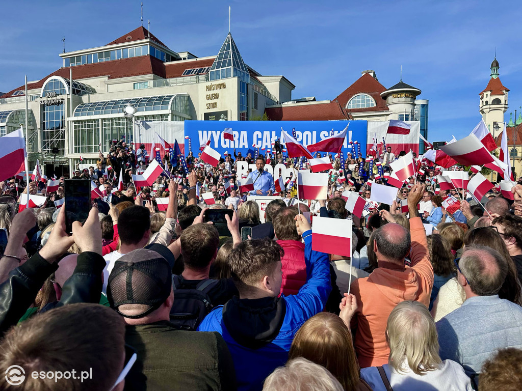 Tłumy na wiecu Rafała Trzaskowskiego w Sopocie [FOTO]