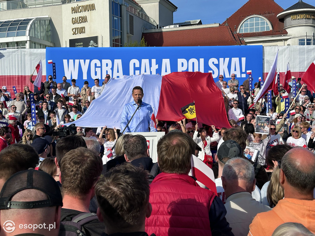 Tłumy na wiecu Rafała Trzaskowskiego w Sopocie [FOTO]