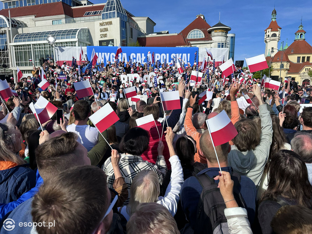 Tłumy na wiecu Rafała Trzaskowskiego w Sopocie [FOTO]